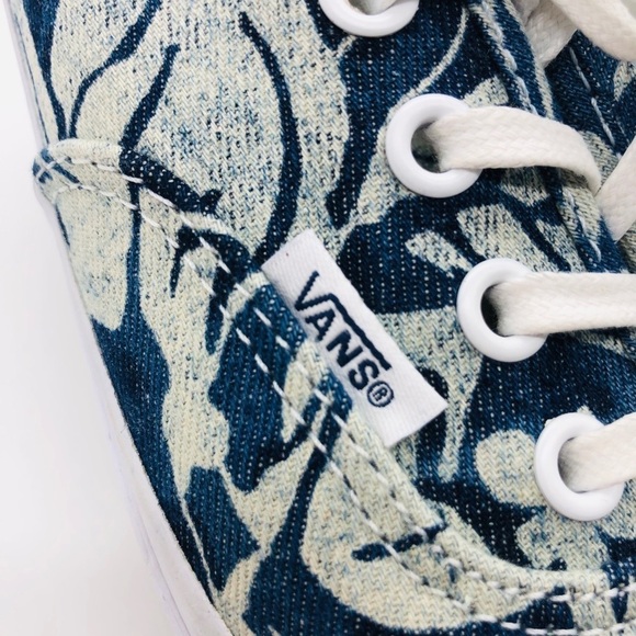 VANS OFF THE WALL - UNISEX FLORAL DENIM SNEAKERS - Picture 10 of 12